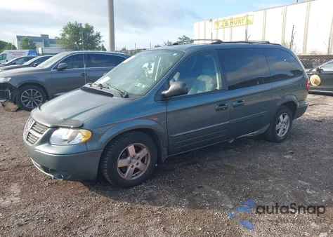 2007 Dodge Grand Caravan Sxt z USA, uszkodzony, nr VIN 2D4GP44L27R174175